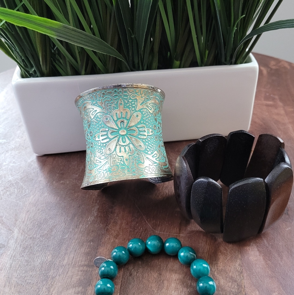 LAILA ROWE | 2 BEADED BRACELET